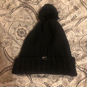 Black nike beanie
